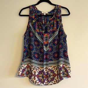 Beautiful ornate V-neck tank top blouse